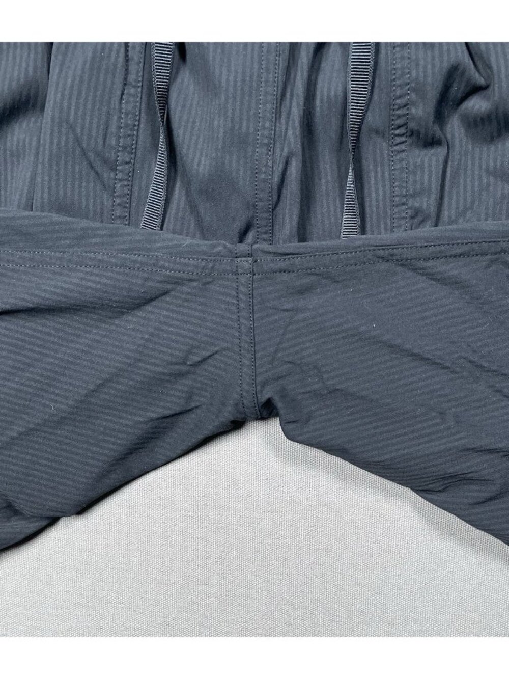 Lululemon Dance Studio Mid Rise Black Jogger Pants - Women Size 2 X 28 - Picture 5 of 16
